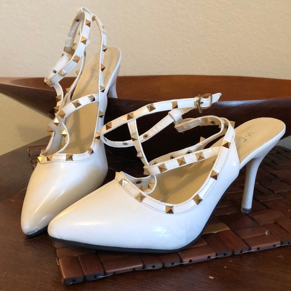 Withe heels 3” - Picture 1 of 4